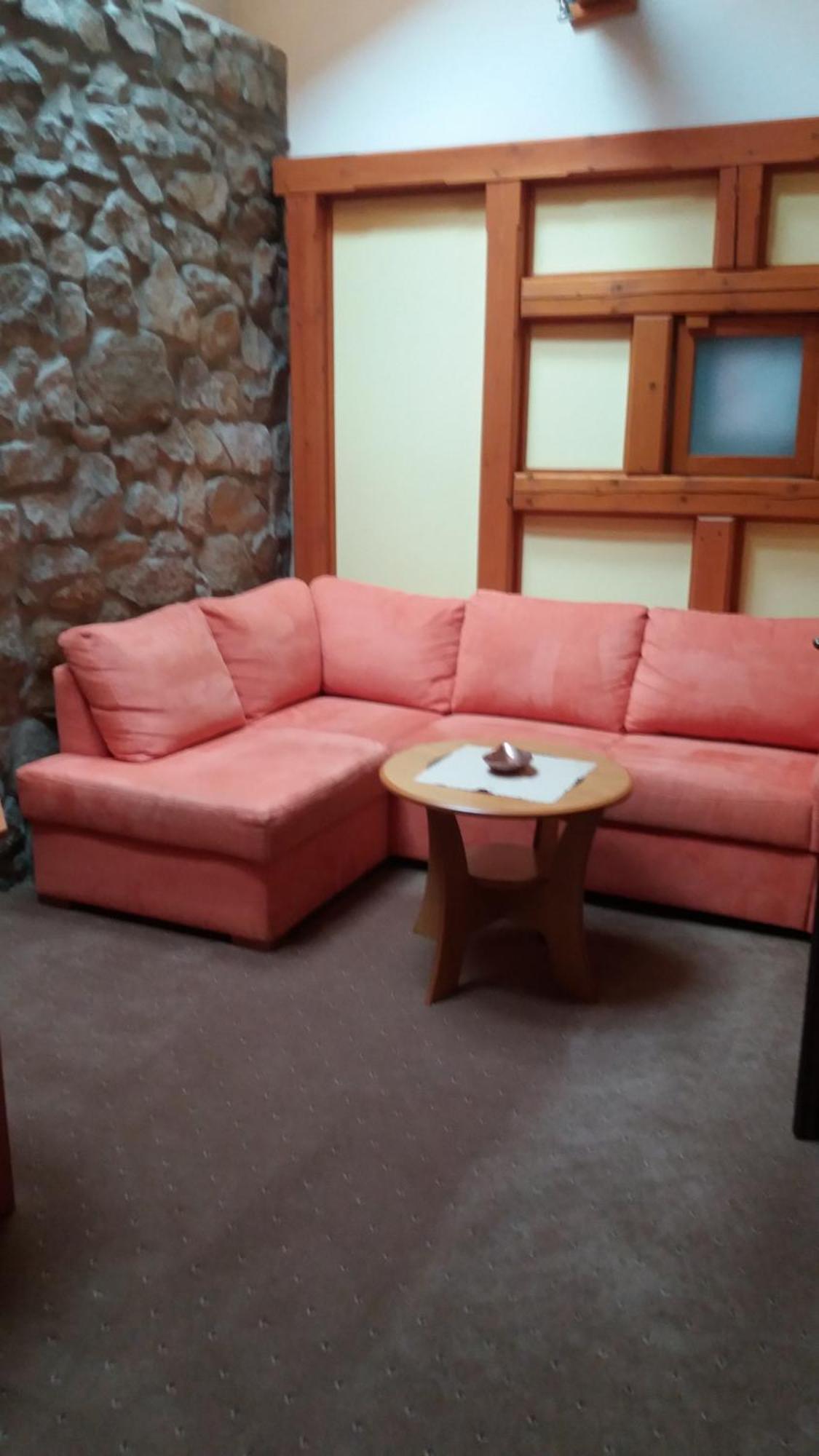 Hotel Zamecek Pod Hradem Stary Jicin 111 Buitenkant foto
