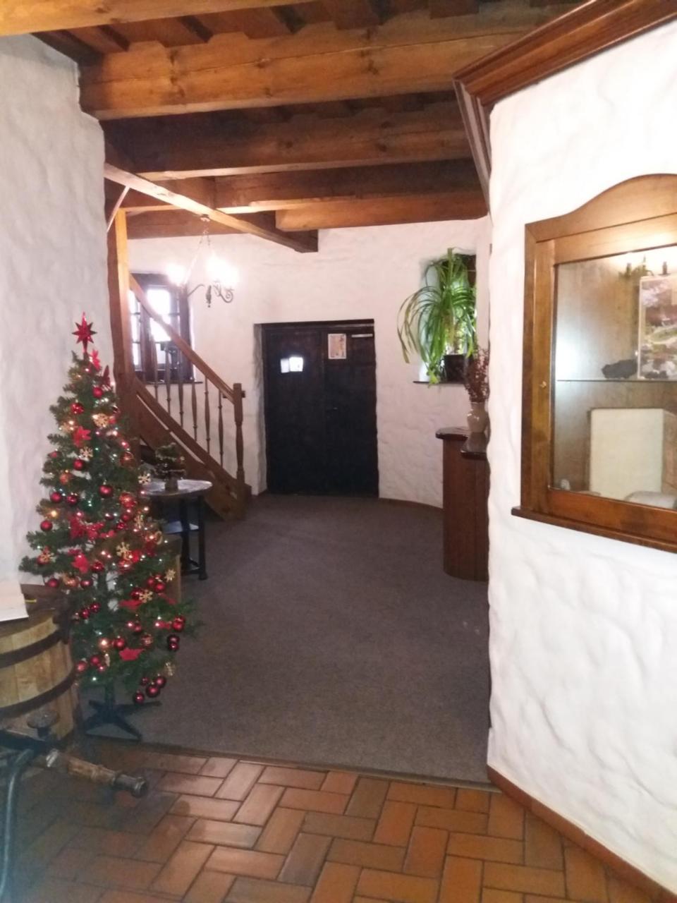 Hotel Zamecek Pod Hradem Stary Jicin 111 Buitenkant foto